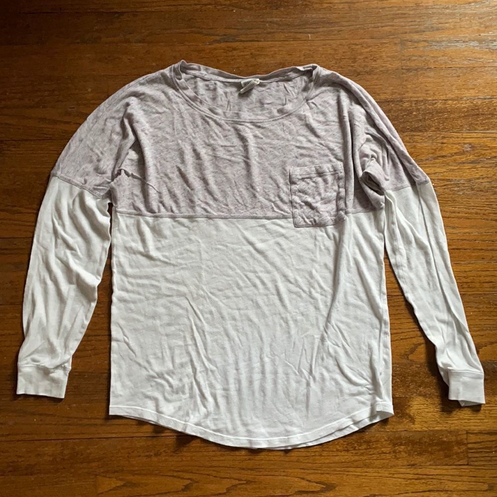 PINK Victoria’s Secret Lightweight Spirit Jersey